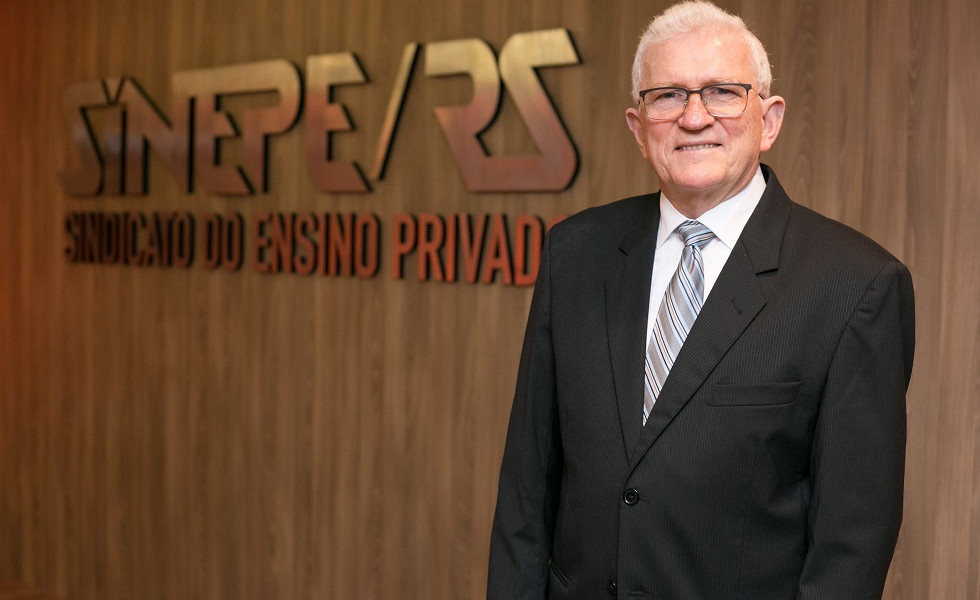Presidente do SINEPE/RS é empossado como conselheiro do Conselho Estadual de Educação